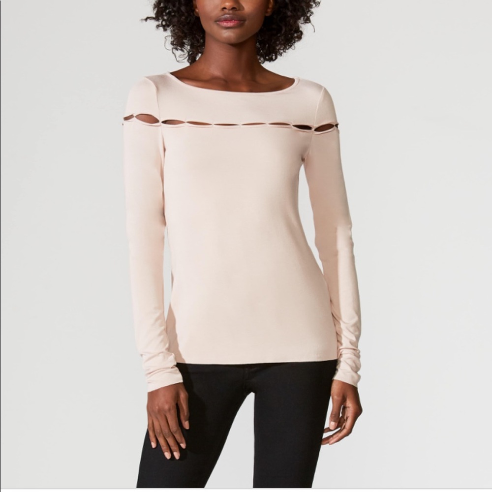 Bailey 44 tantalizing tee